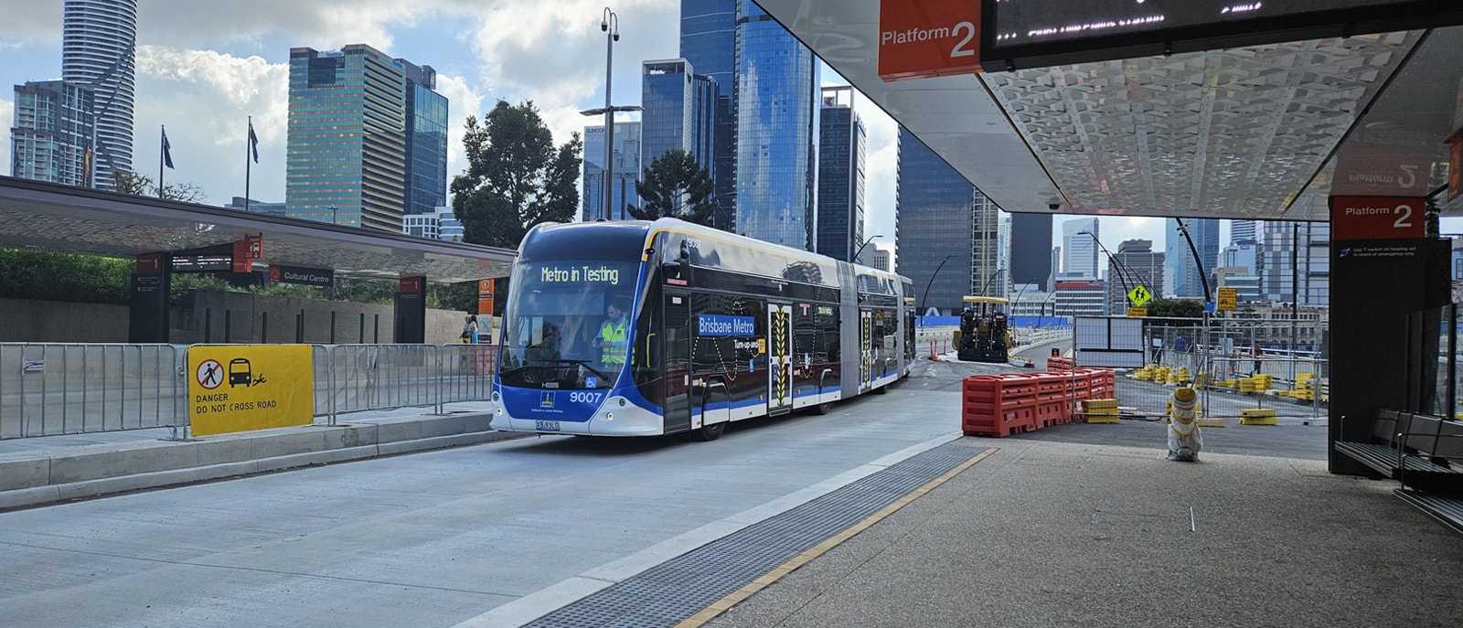 Buses on Elizabeth Street in Sydney 