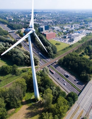 Duurzame mobiliteit meer dan een elektrisch wagenpark Groene energie ondersteunt de  transitie naar elektrische voertuigen en duurzame mobiliteit, Arcadis Nederland