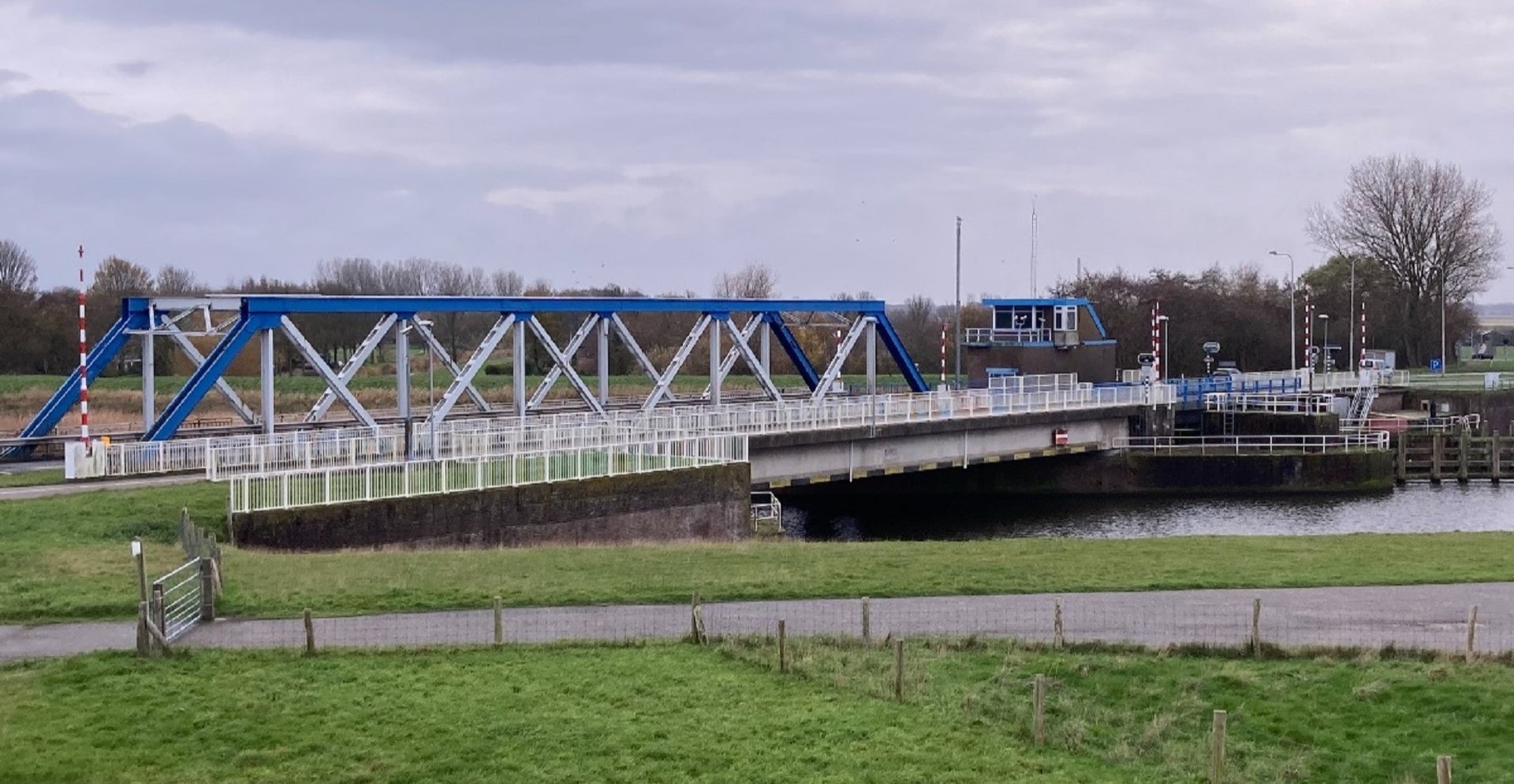 Gerenoveerde beweegbare Balgzandbrug.